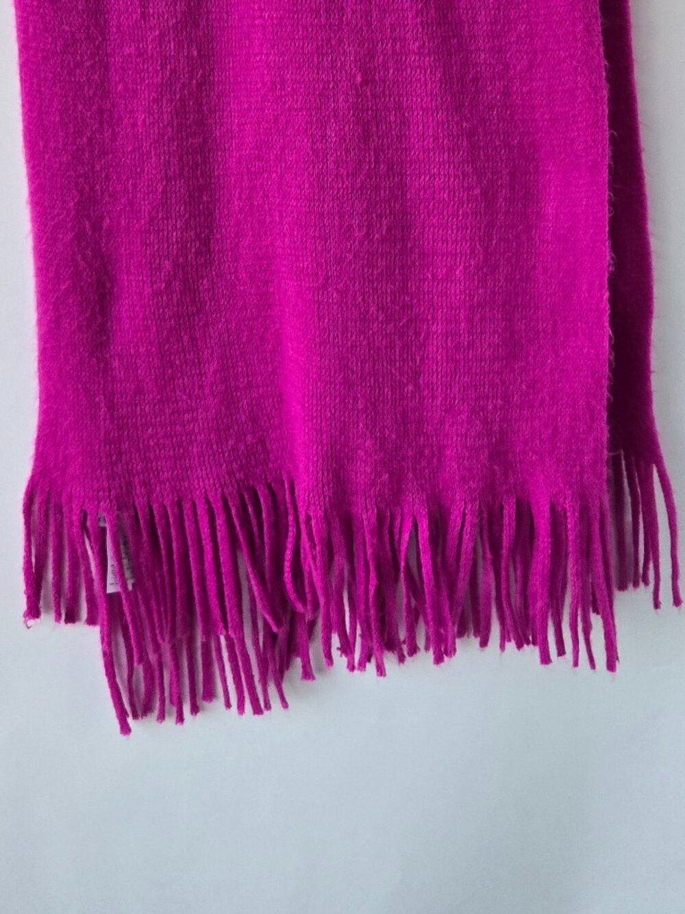 Old Navy Fuchsia Pink Knit Fringe Scarf Boho Autumn Winter - Picture 2 of 7